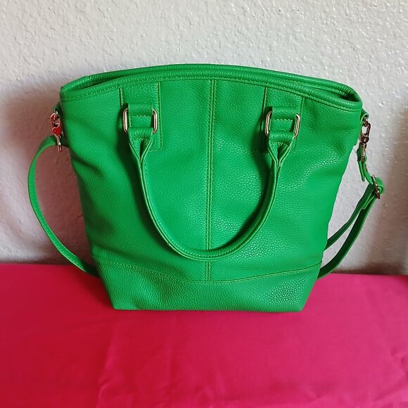 Green Purse by Jewel Collection - Picture 3 of 7